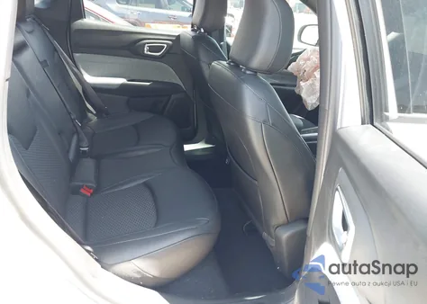 2025 Jeep Compass Latitude 4X4 from USA, damaged, VIN 3C4NJDBN2ST534920